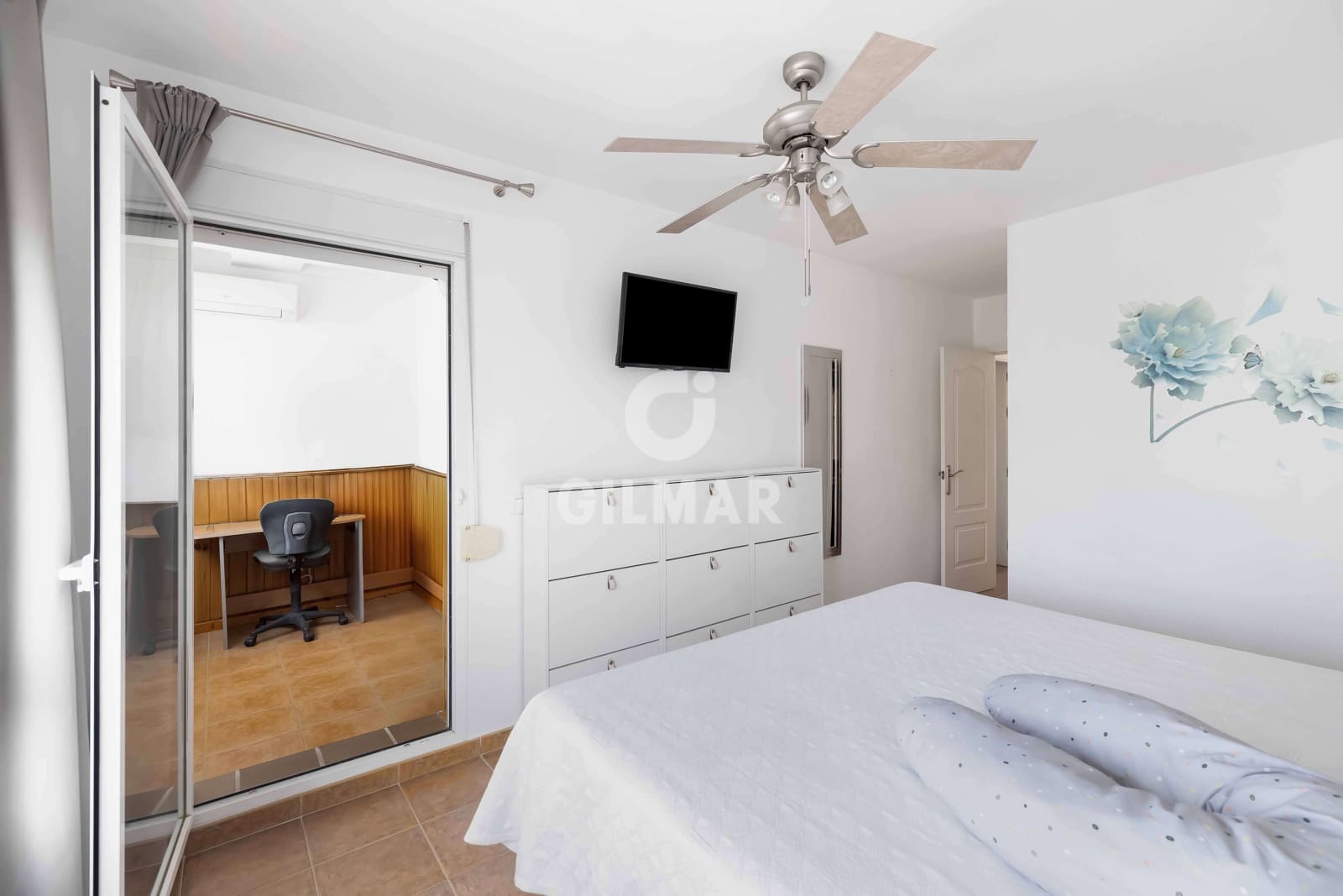 3 soverom Rekkehus til salgs i Benalmadena Costa med svømmebasseng garasje - € 466 500 (Ref: 9205866)