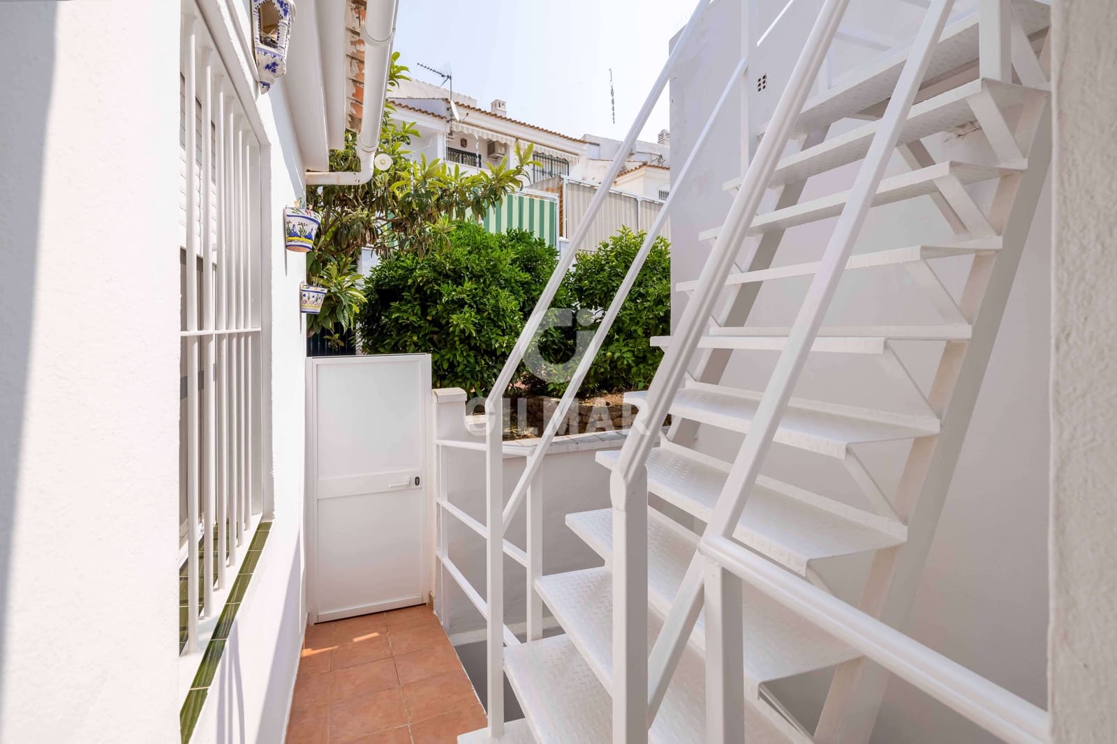 3 soverom Rekkehus til salgs i Benalmadena Costa med svømmebasseng garasje - € 466 500 (Ref: 9205866)