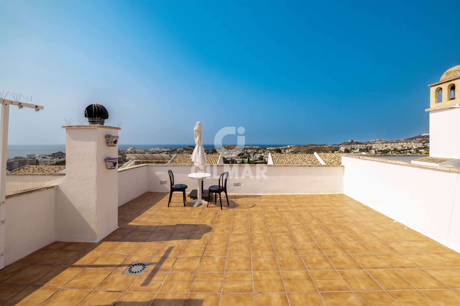 3 soverom Rekkehus til salgs i Benalmadena Costa med svømmebasseng garasje - € 466 500 (Ref: 9205866)