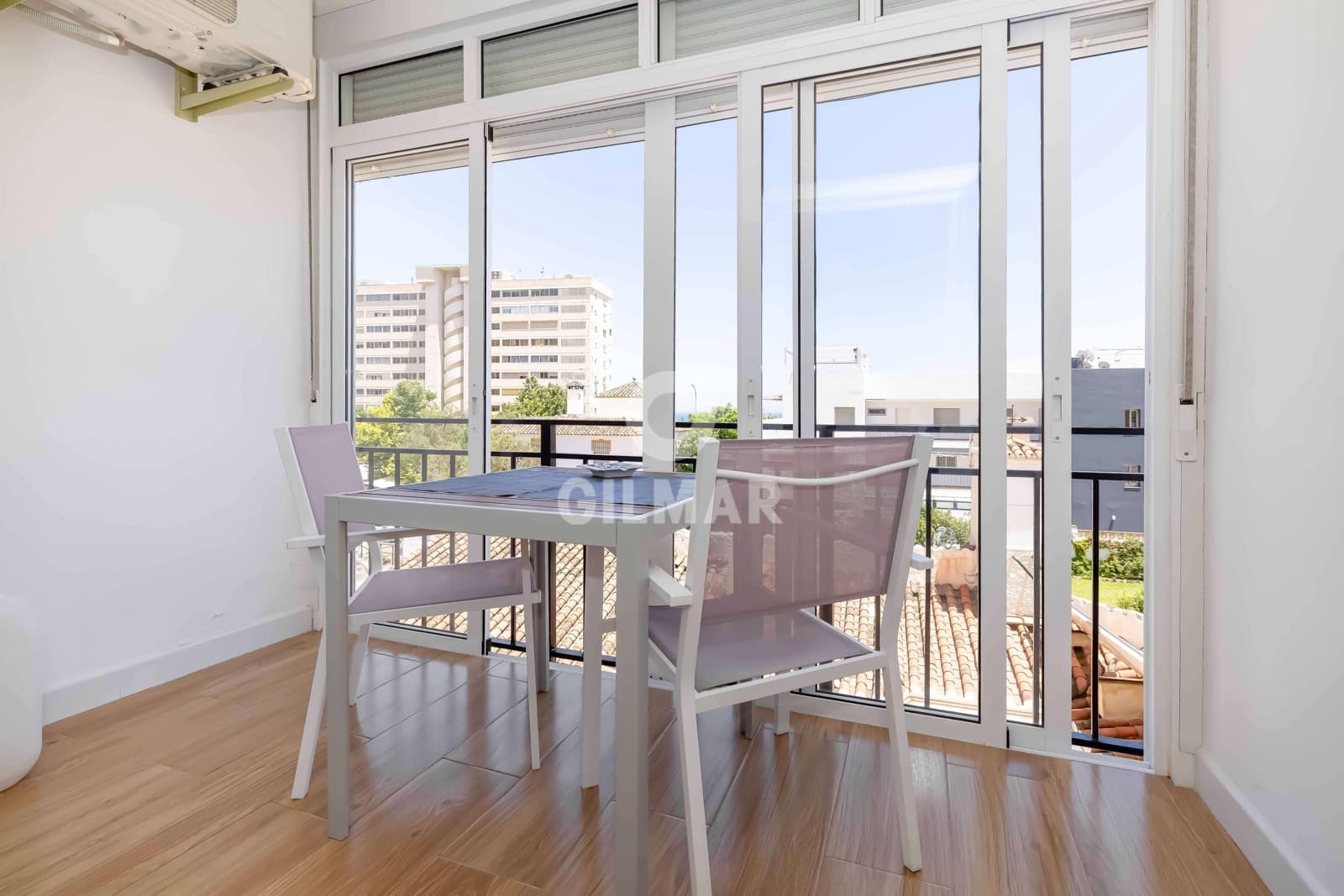 Studio te koop in Torremolinos met zwembad - € 199.000 (Ref: 9205870)