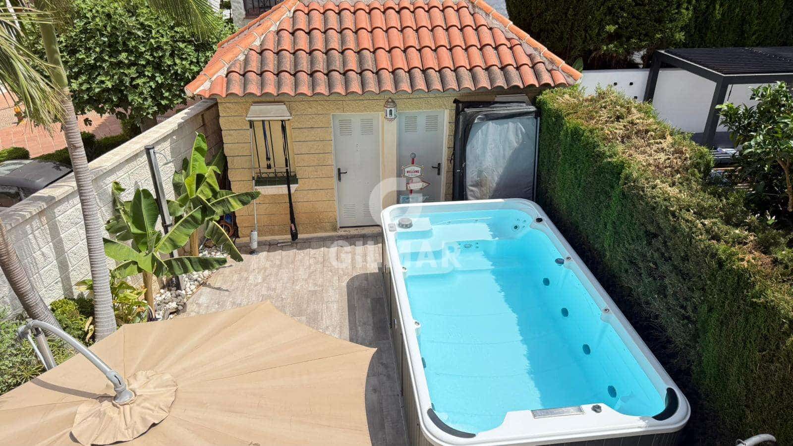 Adosado de 4 habitaciones en Benalmádena en venta con piscina garaje - 582.000 € (Ref: 9205874)