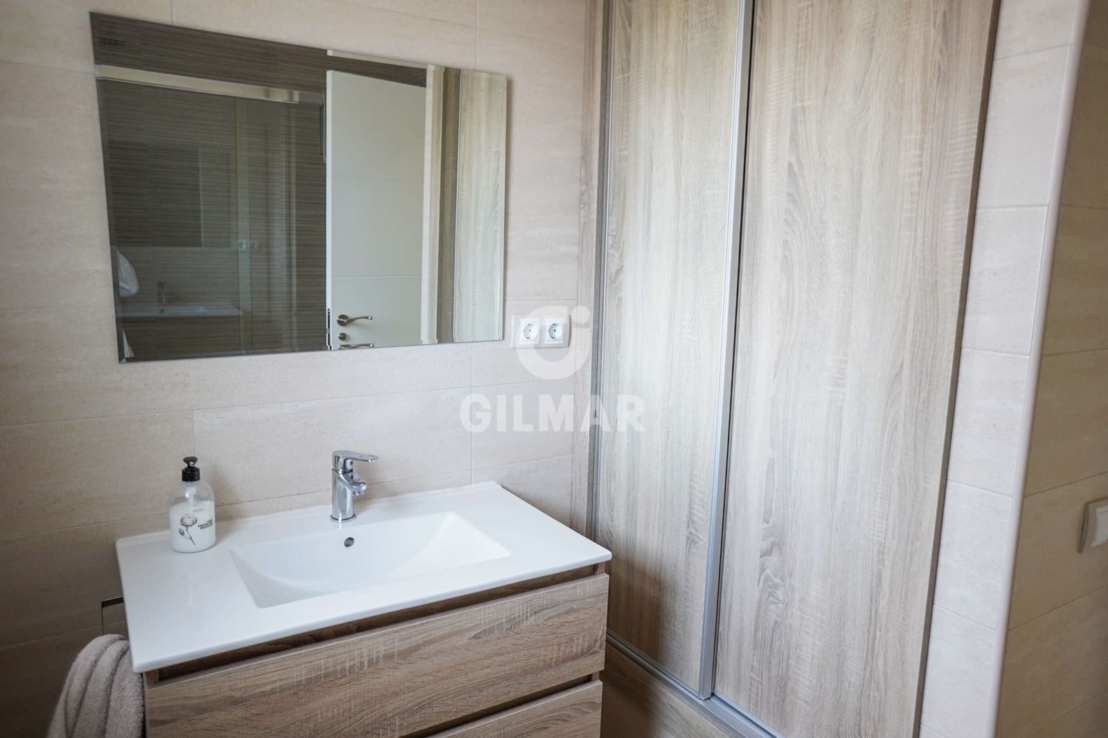 Adosado de 4 habitaciones en Benalmádena en venta con piscina garaje - 582.000 € (Ref: 9205874)