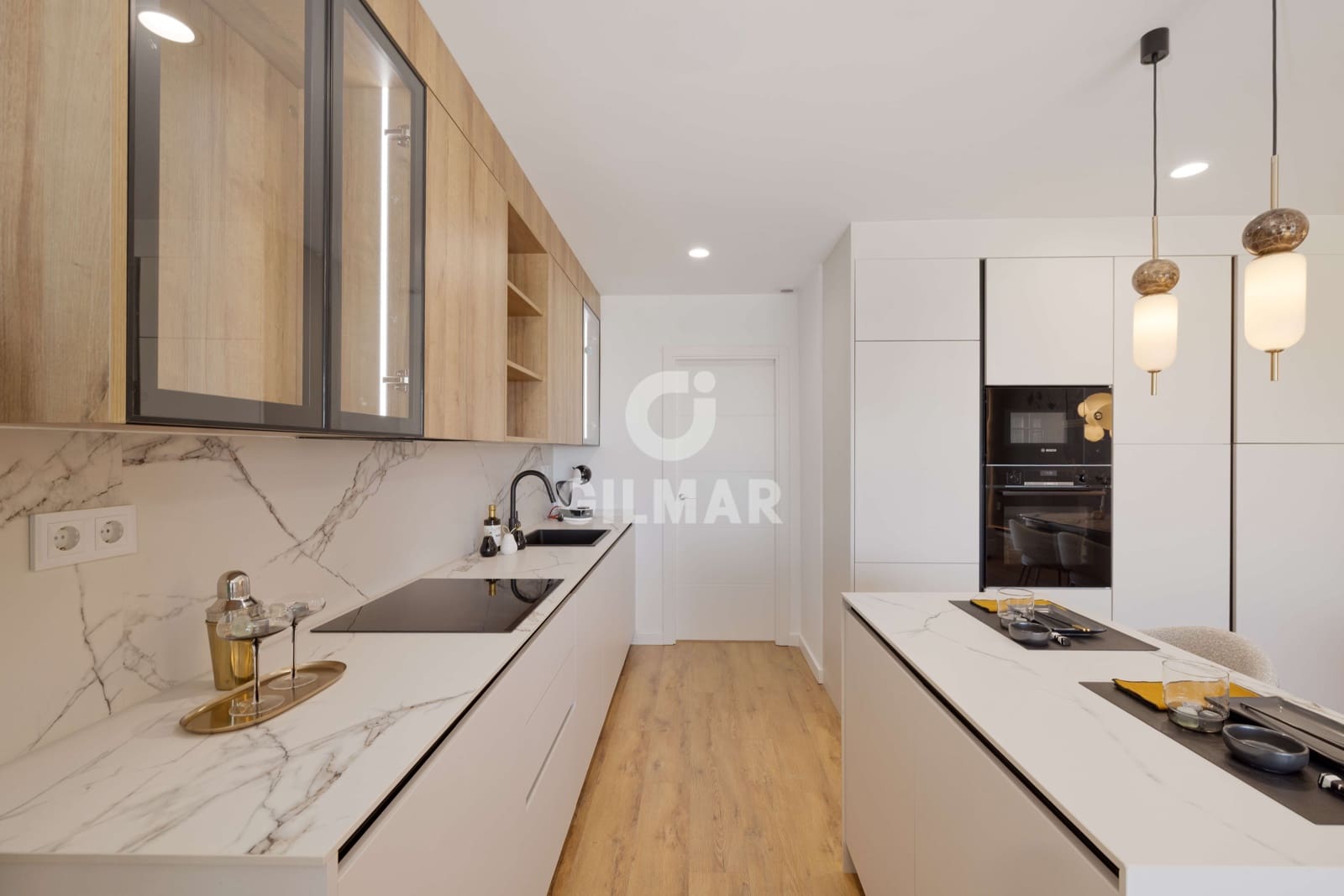 3 sypialnia Dom szeregowy na sprzedaż w El Faro z basenem garażem - 957 000 € (Ref: 9205876)