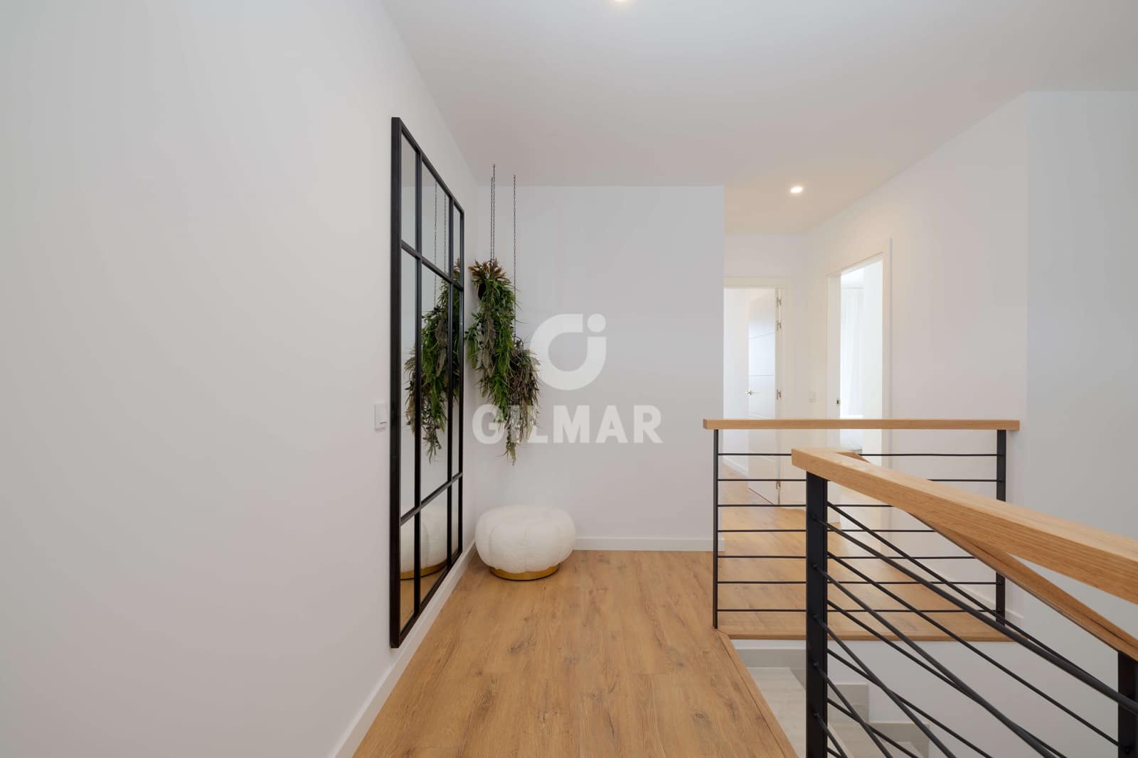 3 sypialnia Dom szeregowy na sprzedaż w El Faro z basenem garażem - 957 000 € (Ref: 9205876)