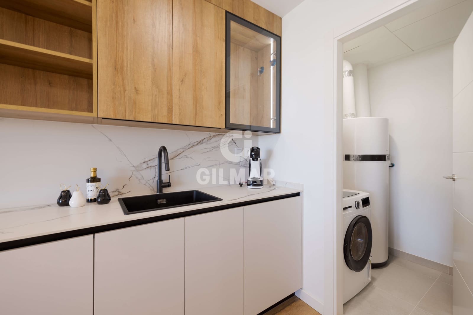 3 sypialnia Dom szeregowy na sprzedaż w El Faro z basenem garażem - 957 000 € (Ref: 9205876)