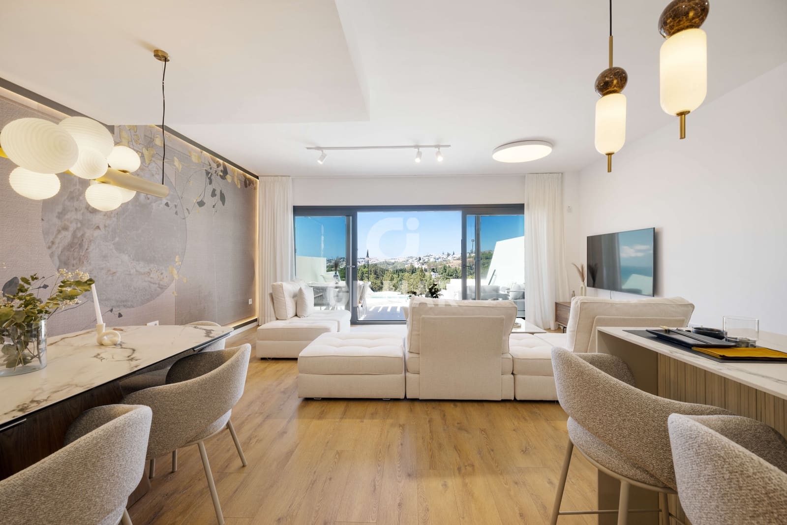 3 sypialnia Dom szeregowy na sprzedaż w El Faro z basenem garażem - 957 000 € (Ref: 9205876)