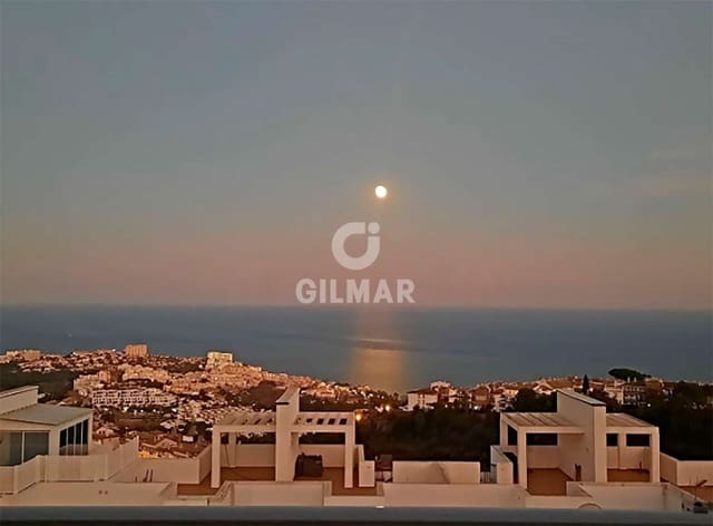 2 bedroom Flat for sale in Benalmádena pueblo, Benalmádena with pool garage - € 593,000 (Ref: 9205877)