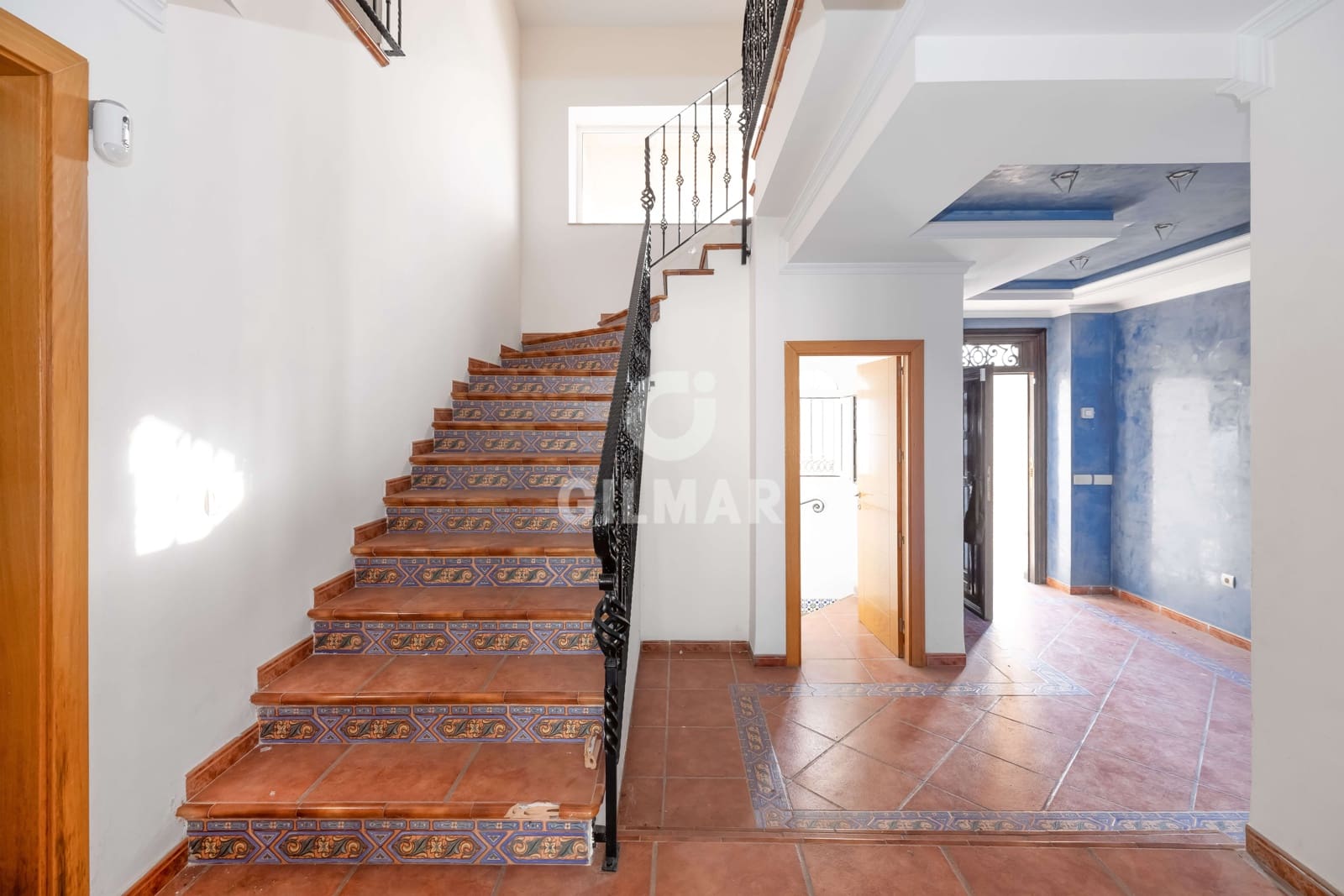 Chalet de 4 habitaciones en Benalmadena Costa en venta con piscina garaje - 850.000 € (Ref: 9205880)