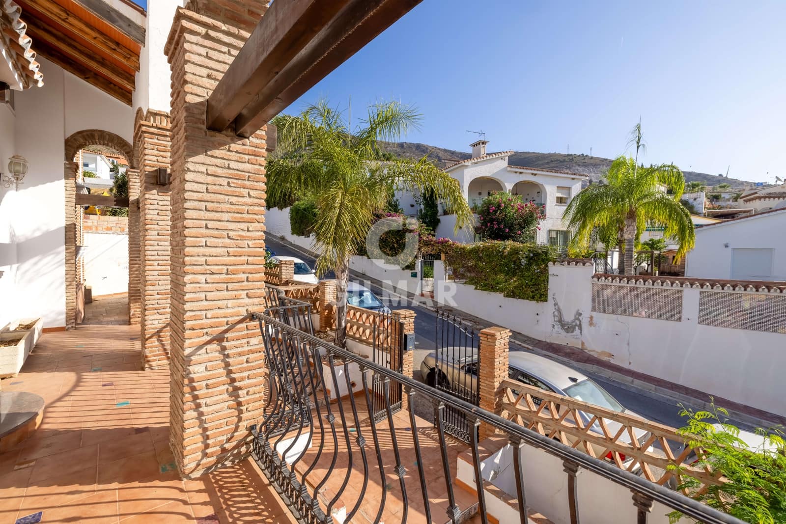 Chalet de 4 habitaciones en Benalmadena Costa en venta con piscina garaje - 850.000 € (Ref: 9205880)