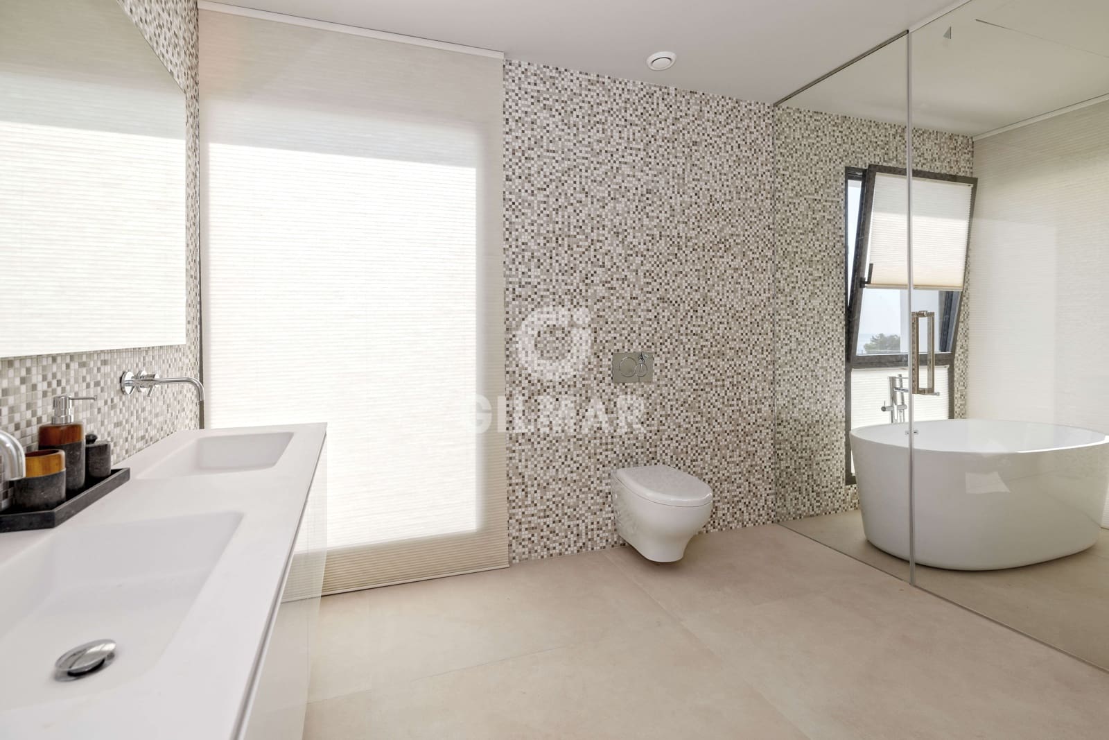 7 sypialnia Willa na sprzedaż w Benalmadena Costa z basenem garażem - 4 450 000 € (Ref: 9205881)