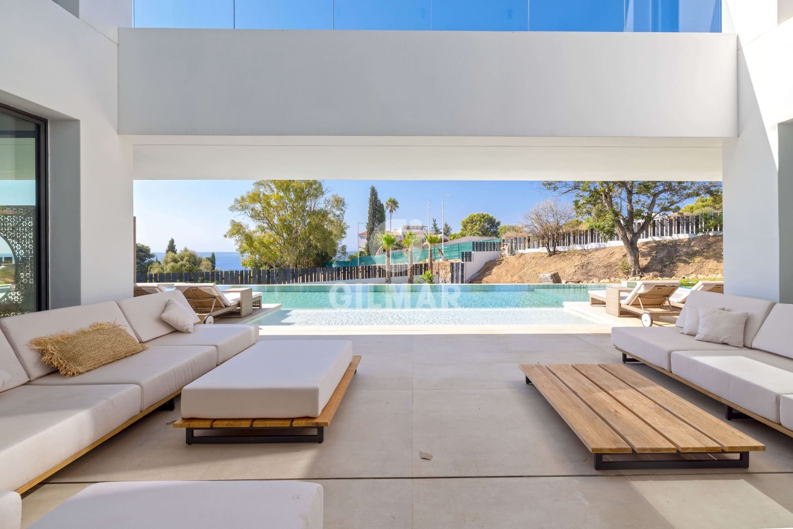 7 sypialnia Willa na sprzedaż w Benalmadena Costa z basenem garażem - 4 450 000 € (Ref: 9205881)