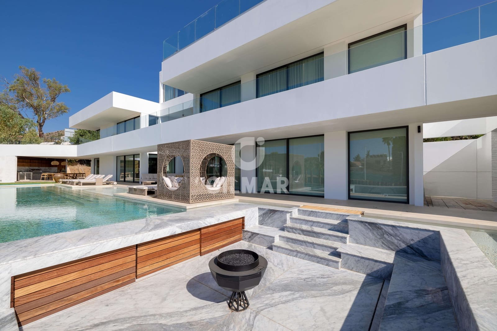 7 sypialnia Willa na sprzedaż w Benalmadena Costa z basenem garażem - 4 450 000 € (Ref: 9205881)