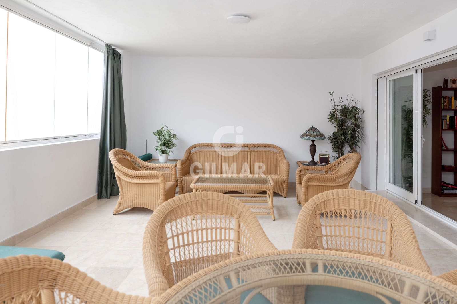 2 quarto Apartamento para venda em Puerto Banus com piscina garagem - 950 000 € (Ref: 9205882)