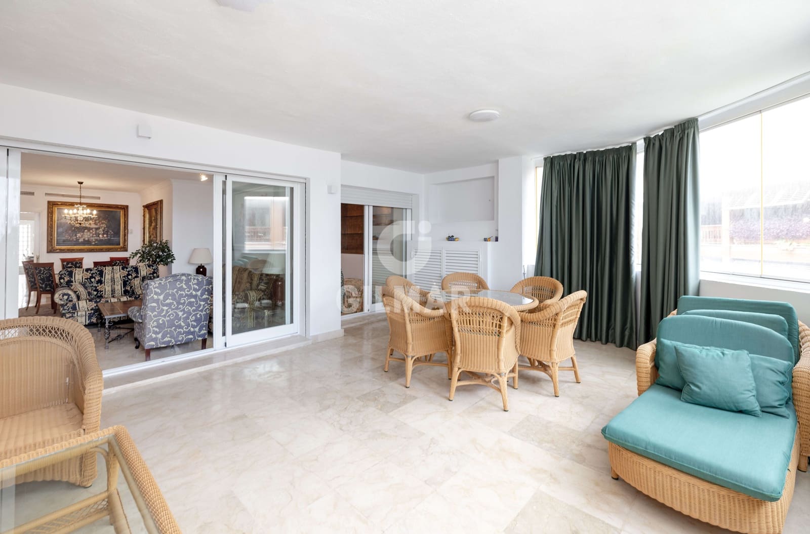 2 quarto Apartamento para venda em Puerto Banus com piscina garagem - 950 000 € (Ref: 9205882)