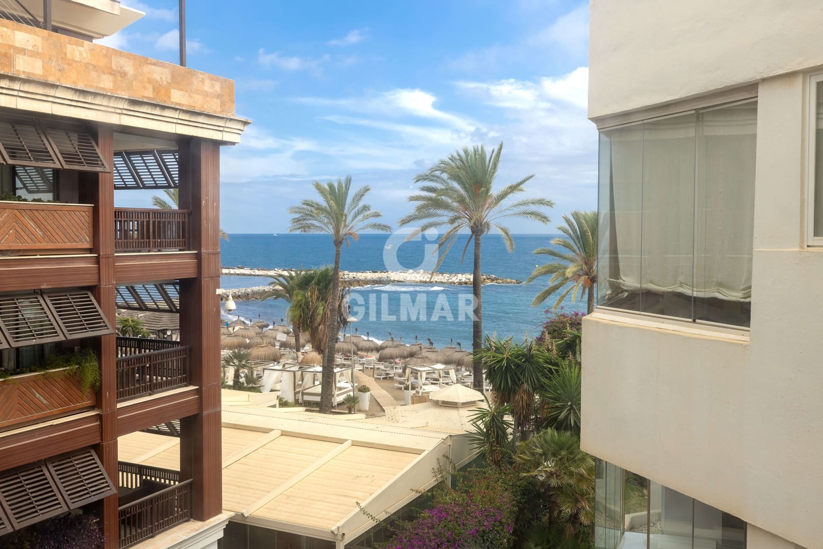 2 quarto Apartamento para venda em Puerto Banus com piscina garagem - 950 000 € (Ref: 9205882)