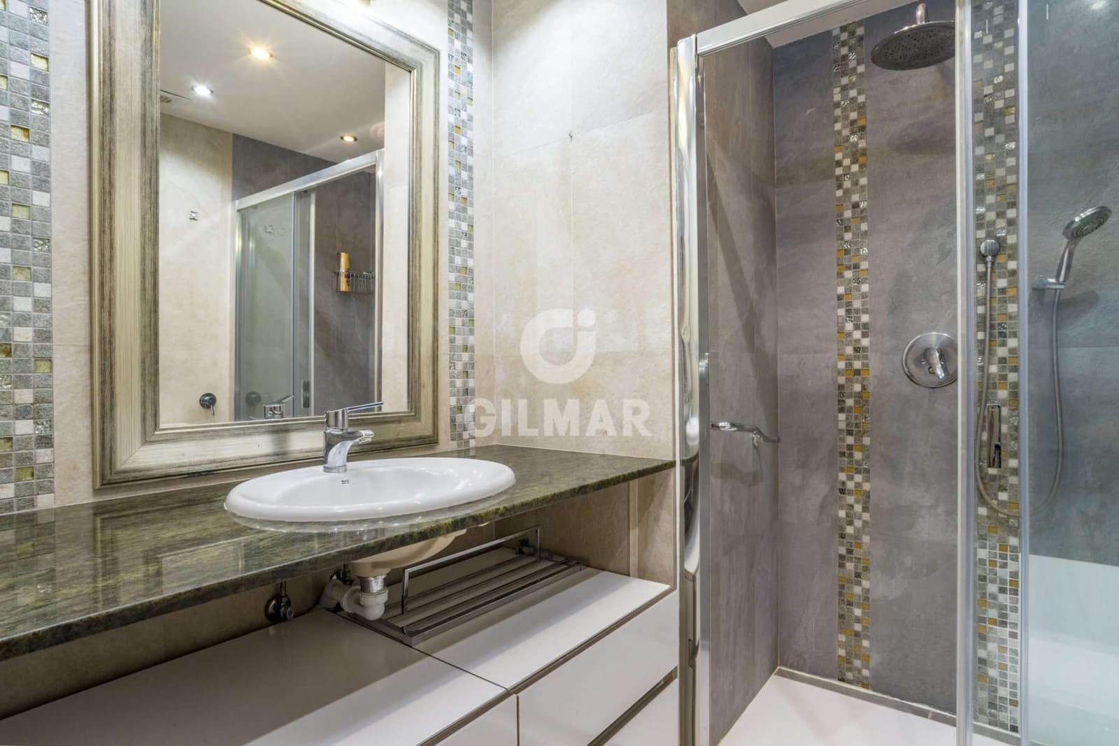 2 sypialnia Mieszkanie na sprzedaż w Estepona z basenem - 430 000 € (Ref: 9205883)