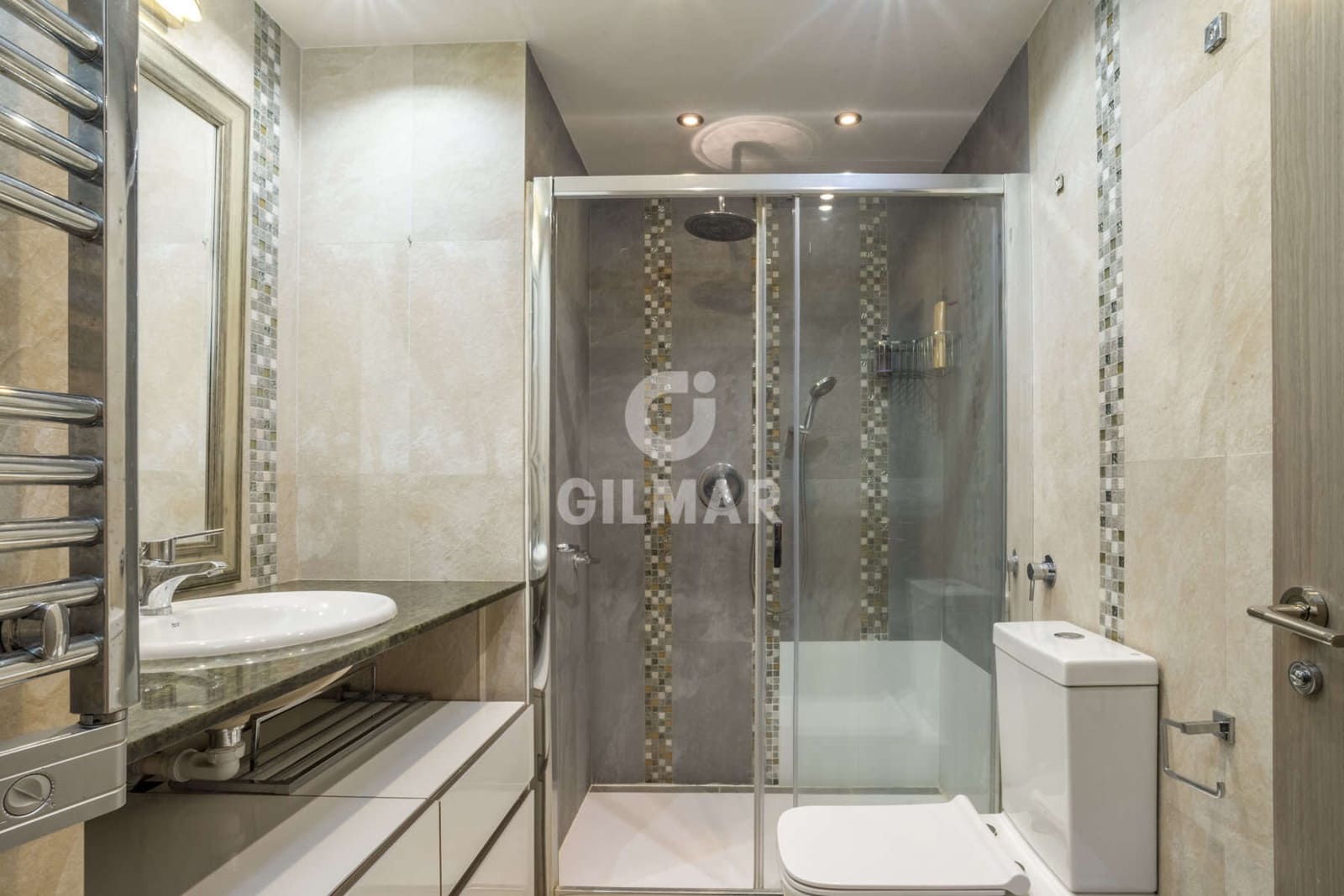 2 sypialnia Mieszkanie na sprzedaż w Estepona z basenem - 430 000 € (Ref: 9205883)