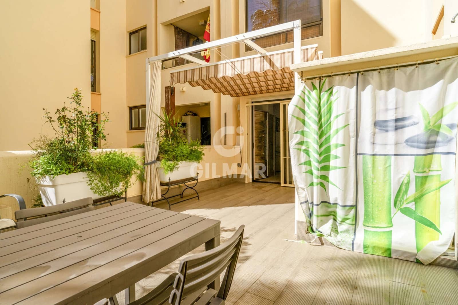 2 sypialnia Mieszkanie na sprzedaż w Estepona z basenem - 430 000 € (Ref: 9205883)