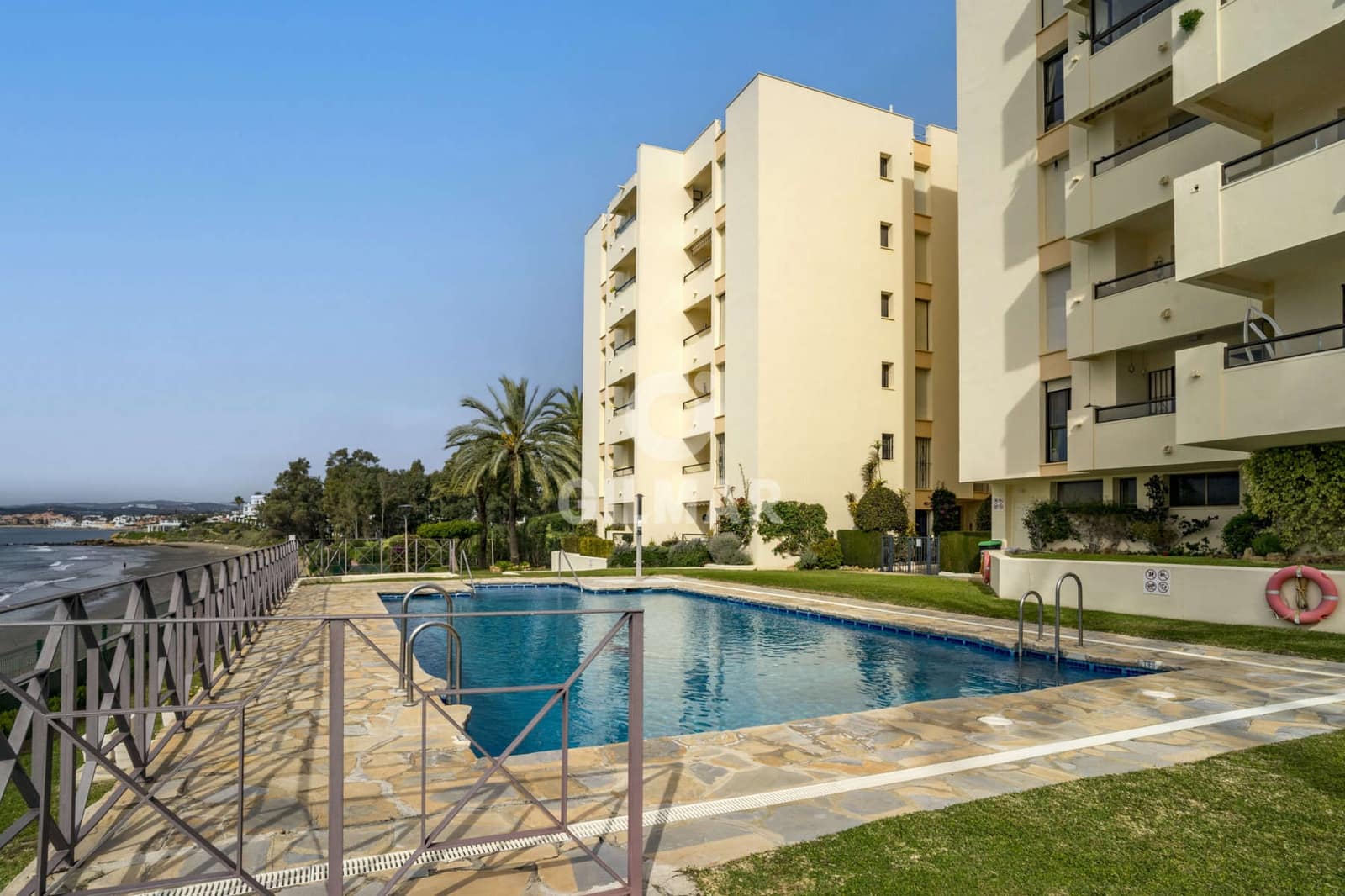 2 sypialnia Mieszkanie na sprzedaż w Estepona z basenem - 430 000 € (Ref: 9205883)