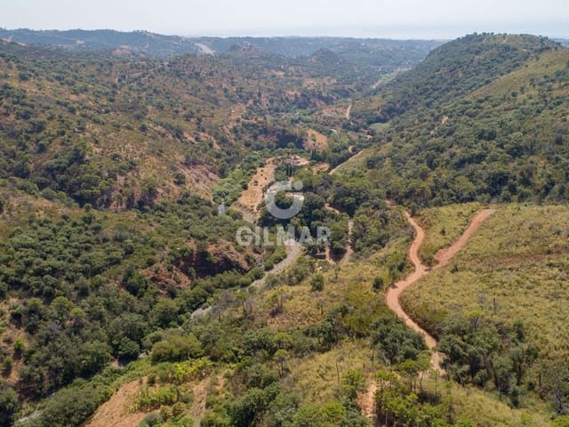 Rakentamaton maa myytävänä paikassa Las Lomas, Estepona - 2 500 000 € (Ref: 9205884)