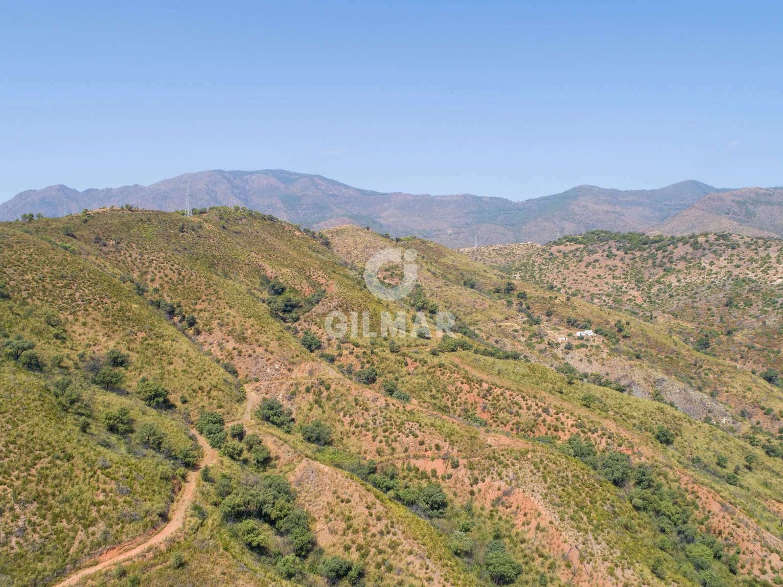 Teren niezagospodarowany na sprzedaż w Estepona - 2 500 000 € (Ref: 9205884)