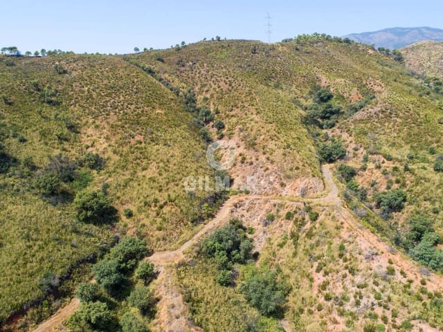 Rakentamaton maa myytävänä paikassa Las Lomas, Estepona - 2 500 000 € (Ref: 9205884)