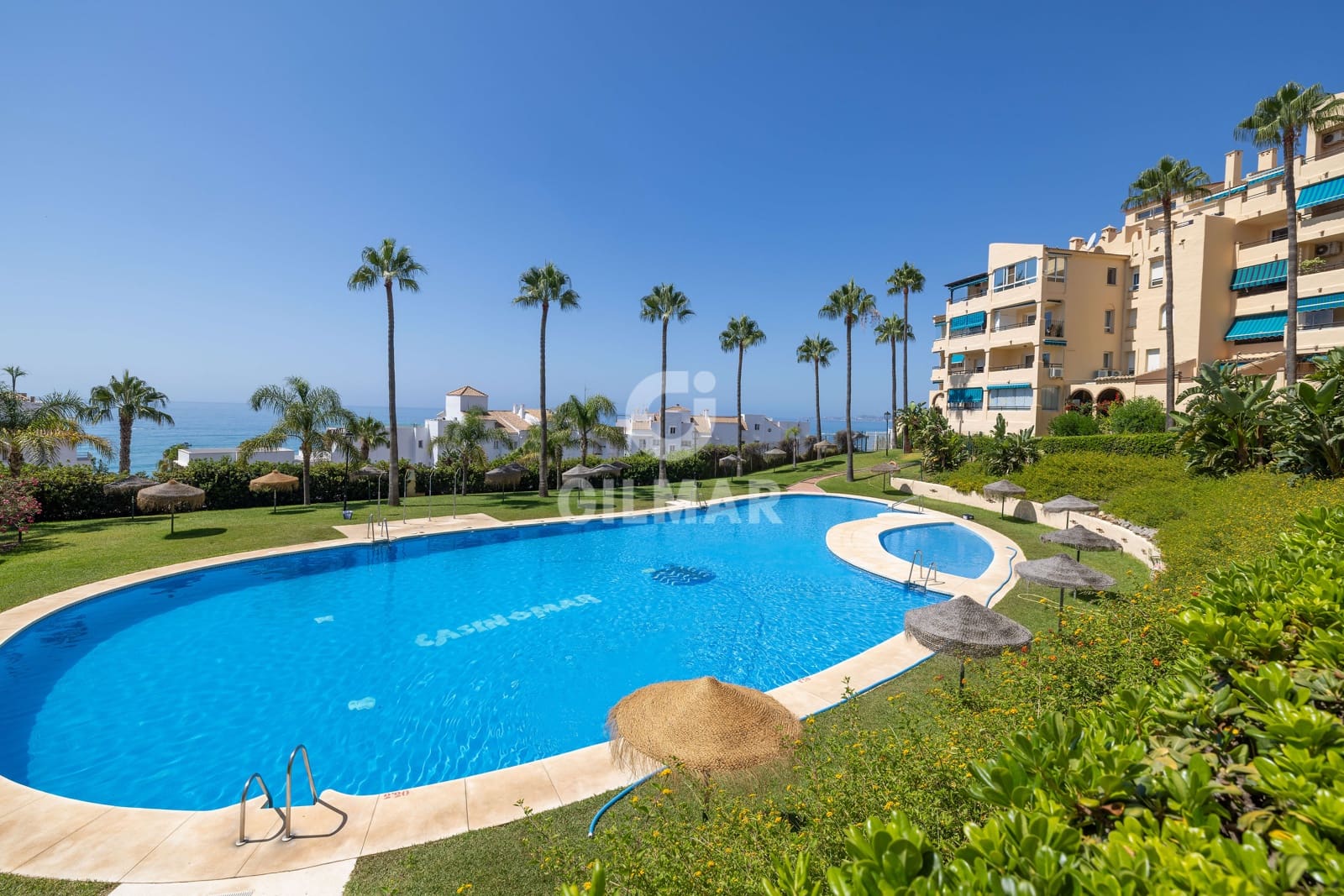 3 soveværelse Lejlighed til salg i Torrequebrada med swimmingpool garage - € 475.000 (Ref: 9205887)