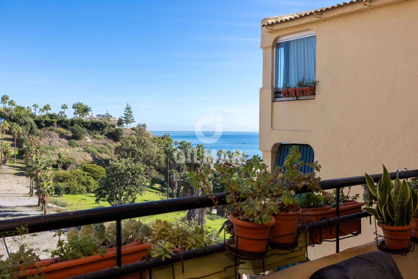 3 soveværelse Lejlighed til salg i Torrequebrada med swimmingpool garage - € 475.000 (Ref: 9205887)