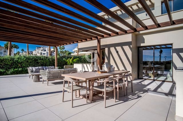 4 soverom Villa til salgs i El Velerín, Estepona med svømmebasseng garasje - € 4 500 000 (Ref: 9205888)