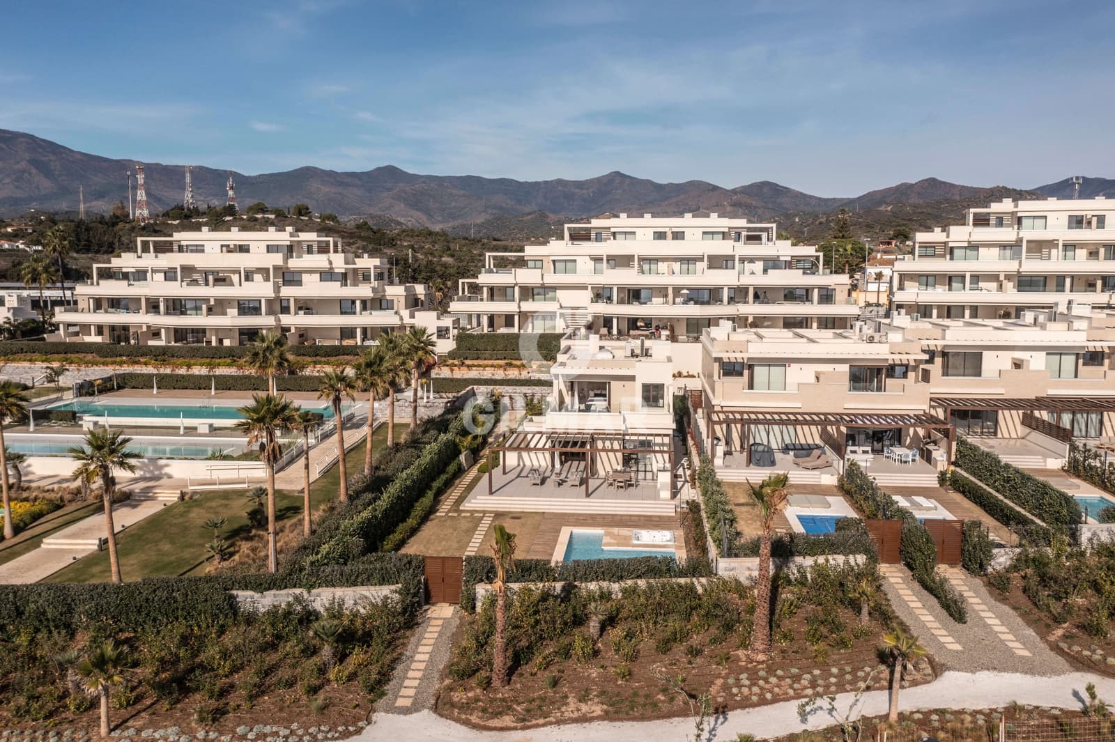 4 soverom Villa til salgs i Estepona med svømmebasseng garasje - € 4 500 000 (Ref: 9205888)