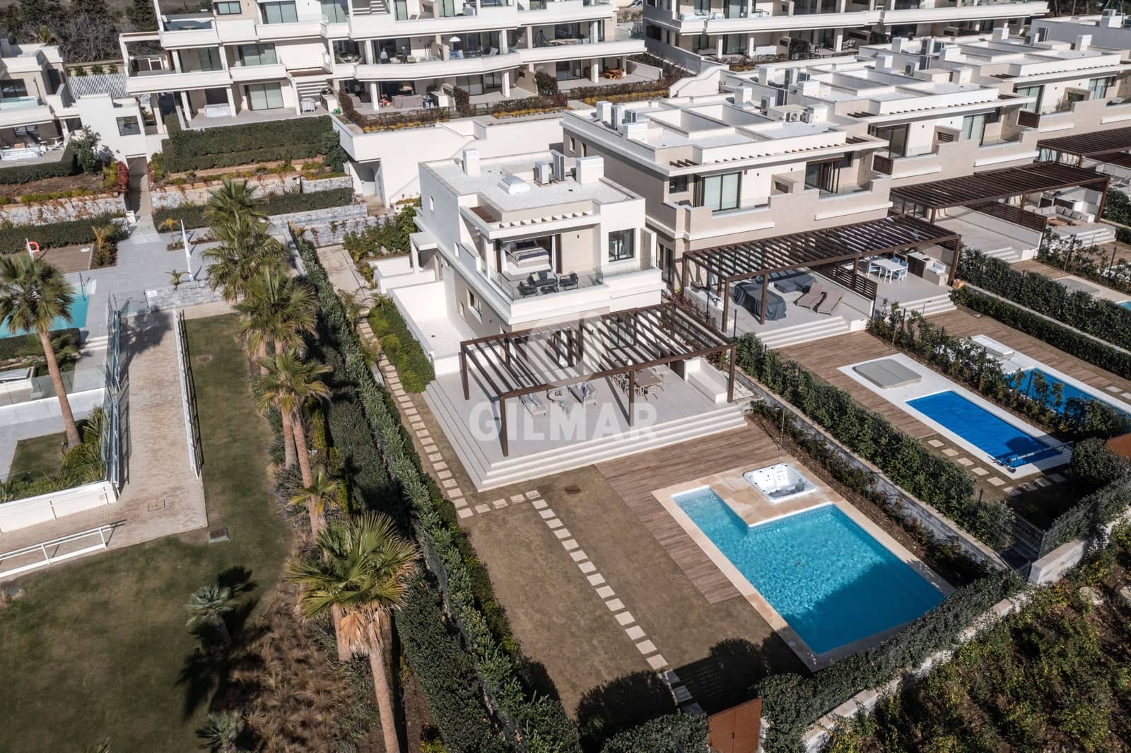 4 soverom Villa til salgs i Estepona med svømmebasseng garasje - € 4 500 000 (Ref: 9205888)