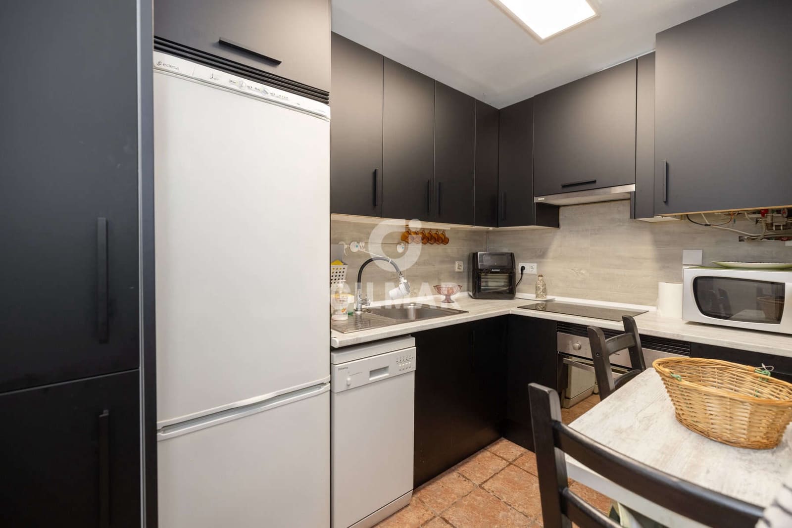 3 soverom Leilighet til salgs i Estepona med svømmebasseng - € 330 000 (Ref: 9205890)