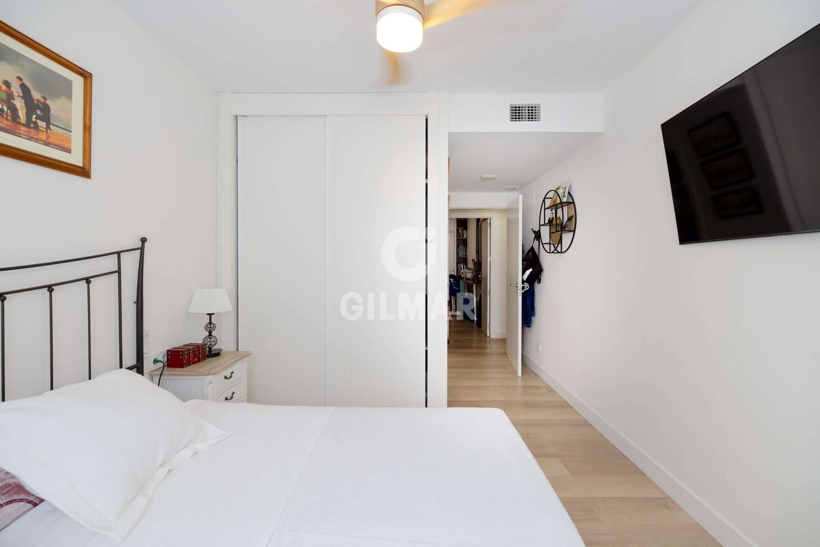 Piso de 3 habitaciones en Estepona en venta con garaje - 455.000 € (Ref: 9205892)