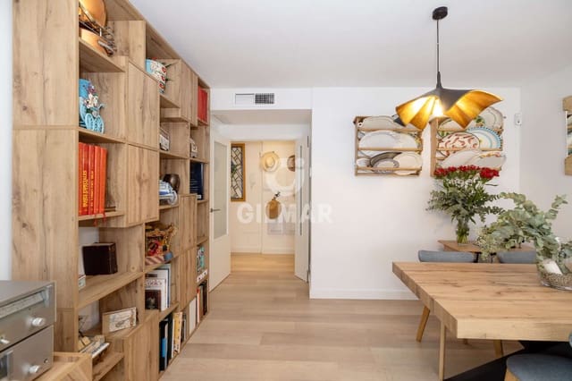 3 bedroom Flat for sale in Huerta Nueva, Estepona with garage - € 455,000 (Ref: 9205892)