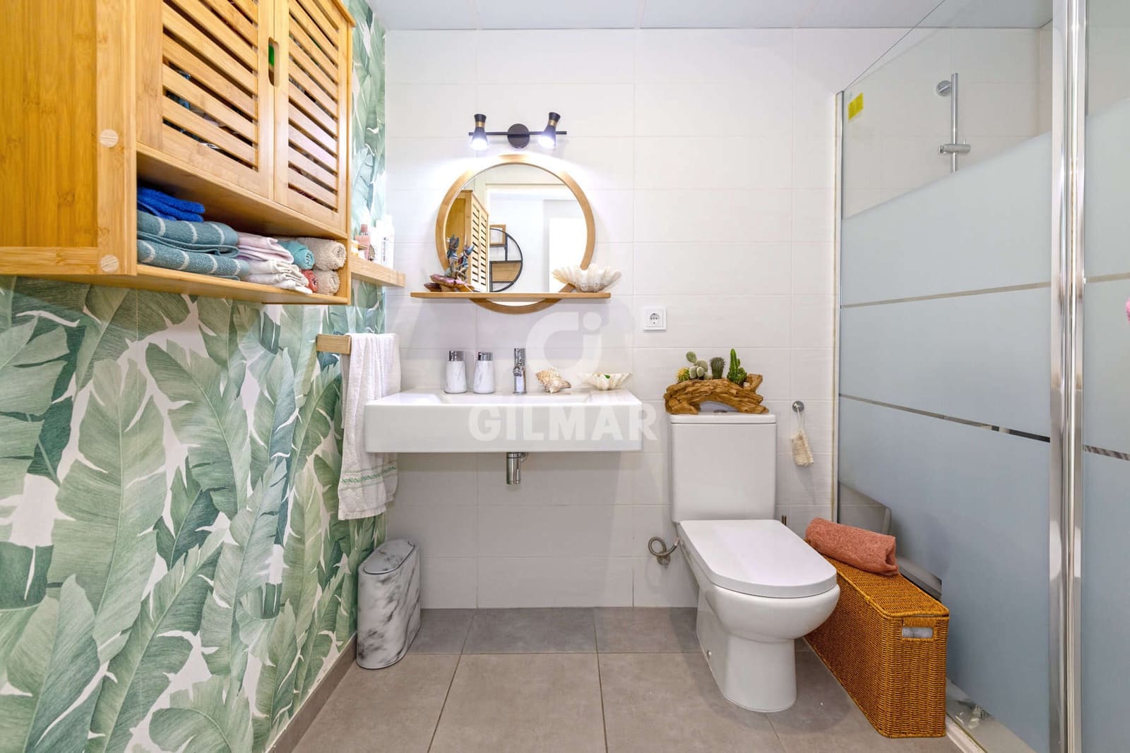 Piso de 3 habitaciones en Estepona en venta con garaje - 455.000 € (Ref: 9205892)