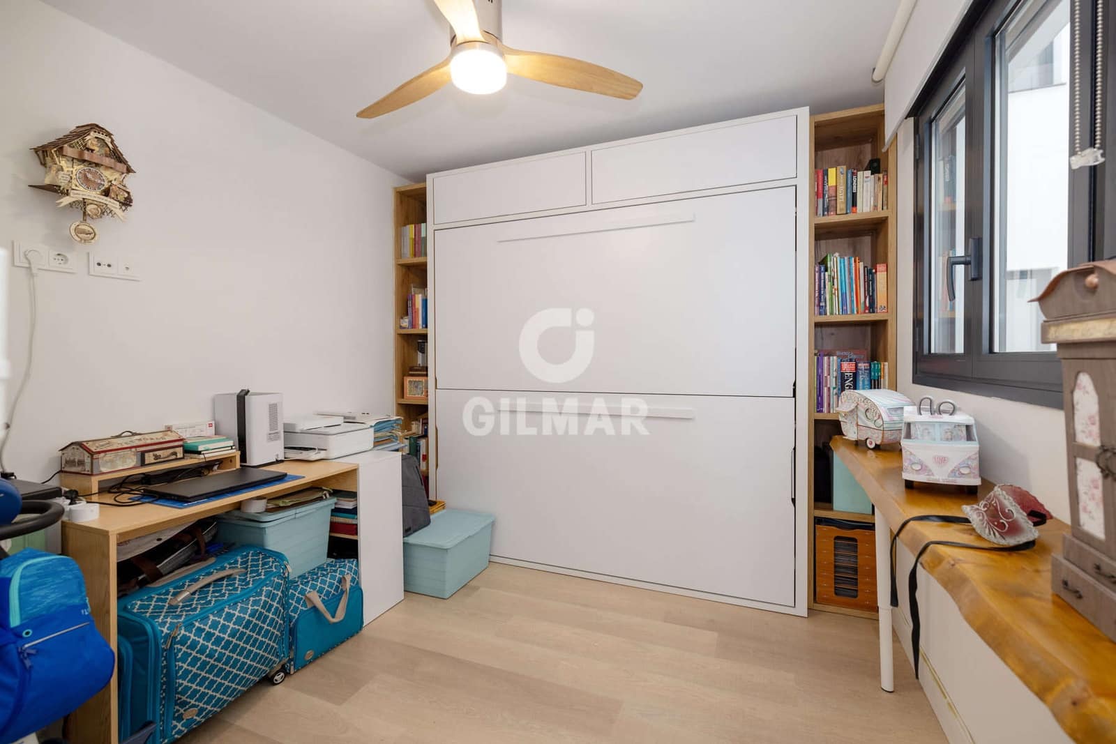 Piso de 3 habitaciones en Estepona en venta con garaje - 455.000 € (Ref: 9205892)