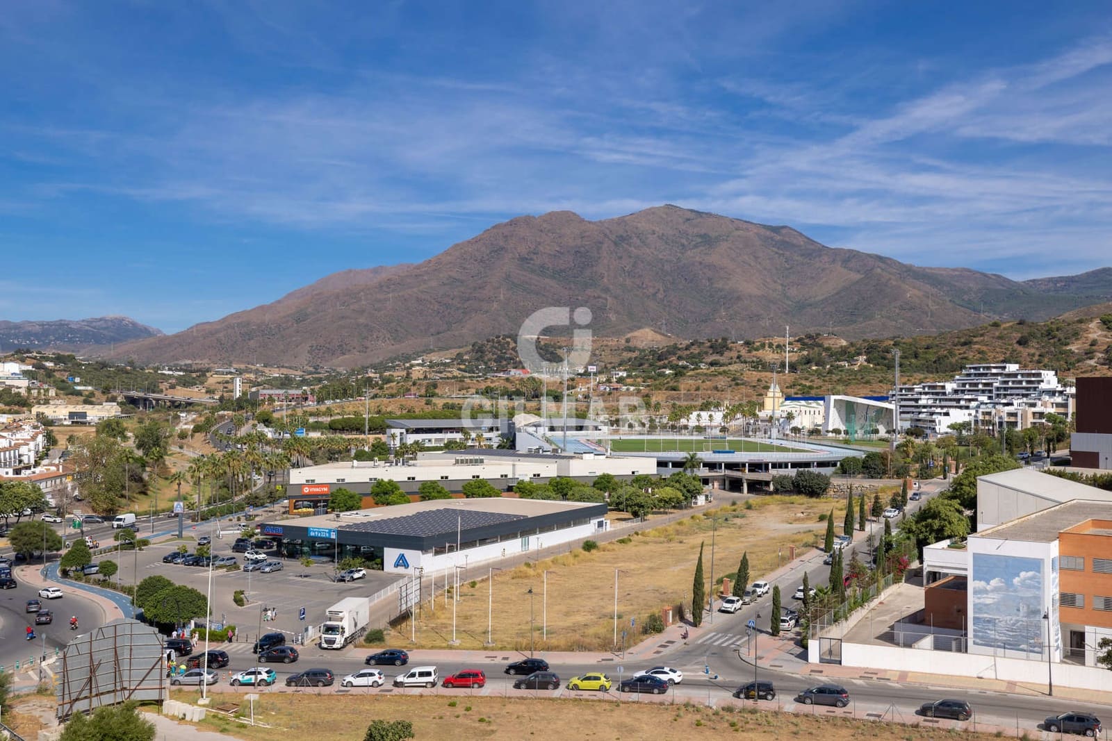 Piso de 3 habitaciones en Estepona en venta con garaje - 455.000 € (Ref: 9205892)