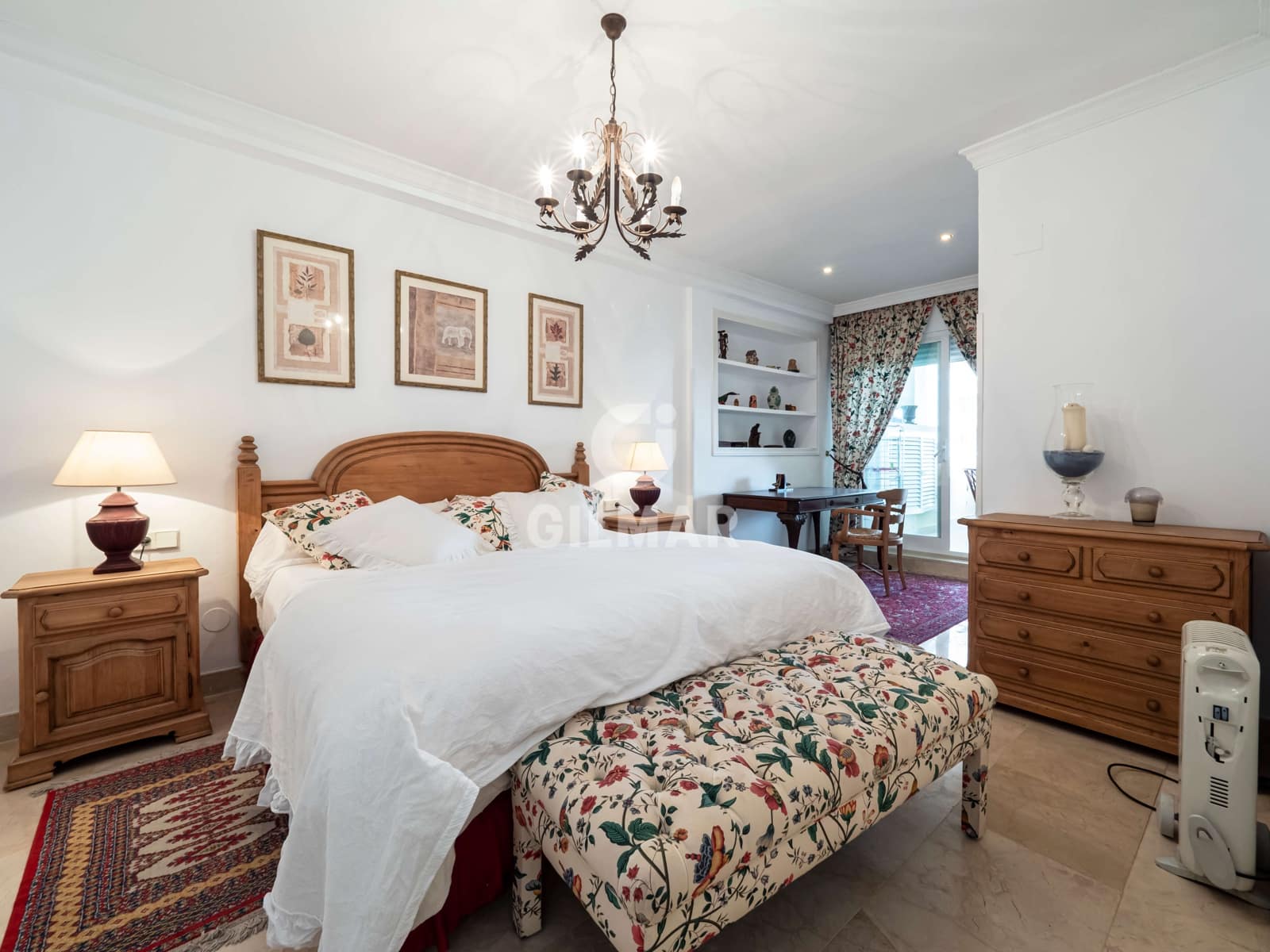 2 quarto Apartamento para venda em Puerto Banus com piscina garagem - 1 575 000 € (Ref: 9205894)