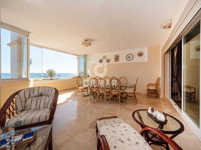 2 quarto Apartamento para venda em Puerto Banus, Marbella com piscina garagem - 1 575 000 € (Ref: 9205894)