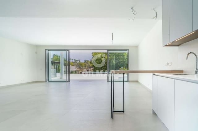 4 soverom Kjedet enebolig til salgs i San Pedro de Alcántara Pueblo, Marbella med svømmebasseng garasje - € 1 350 000 (Ref: 9205895)