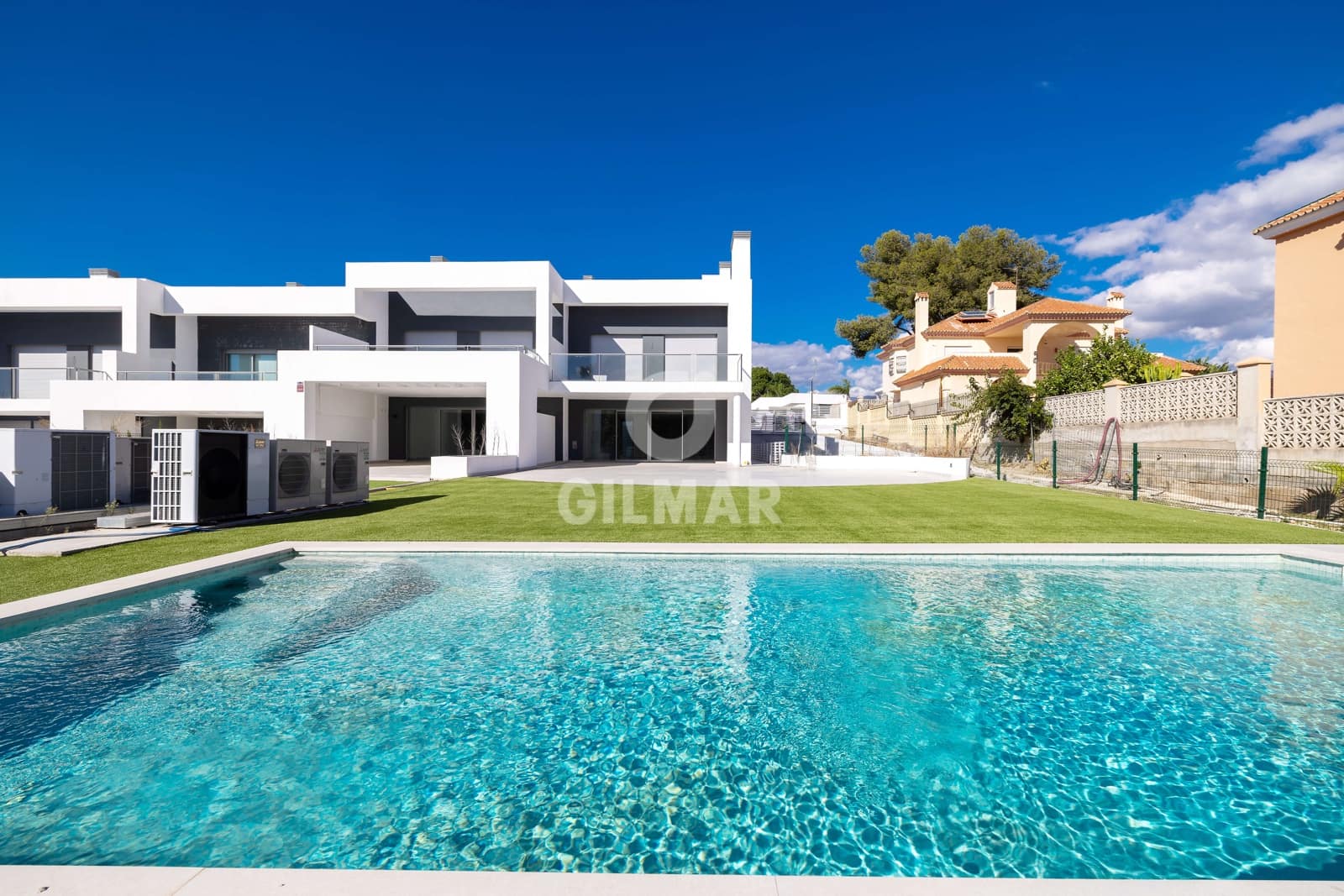 4 camera da letto Villetta Bifamiliare in vendita in San Pedro de Alcantara con piscina garage - 1.350.000 € (Rif: 9205895)