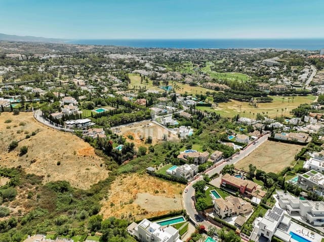 Działka budowlana na sprzedaż w Los Naranjos, Marbella - 2 800 000 € (Ref: 9205899)