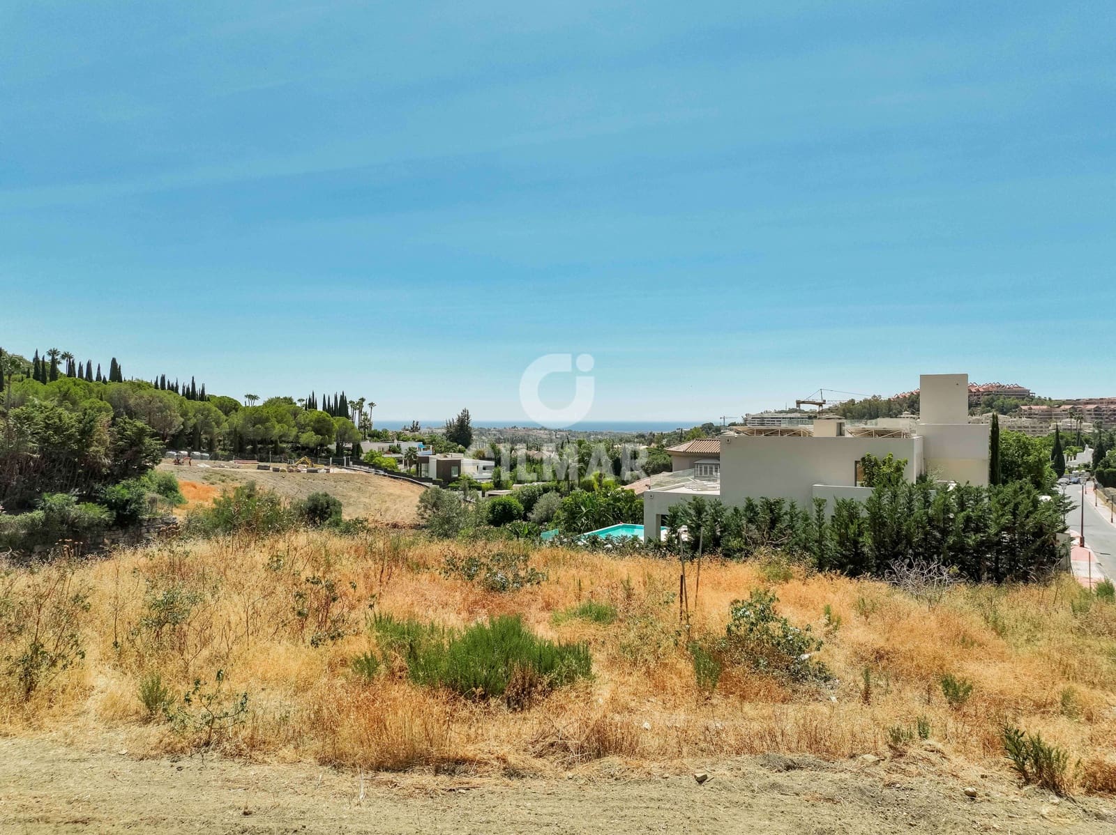 Terrain à Bâtir à vendre à Nueva Andalucia - 2 800 000 € (Ref: 9205899)