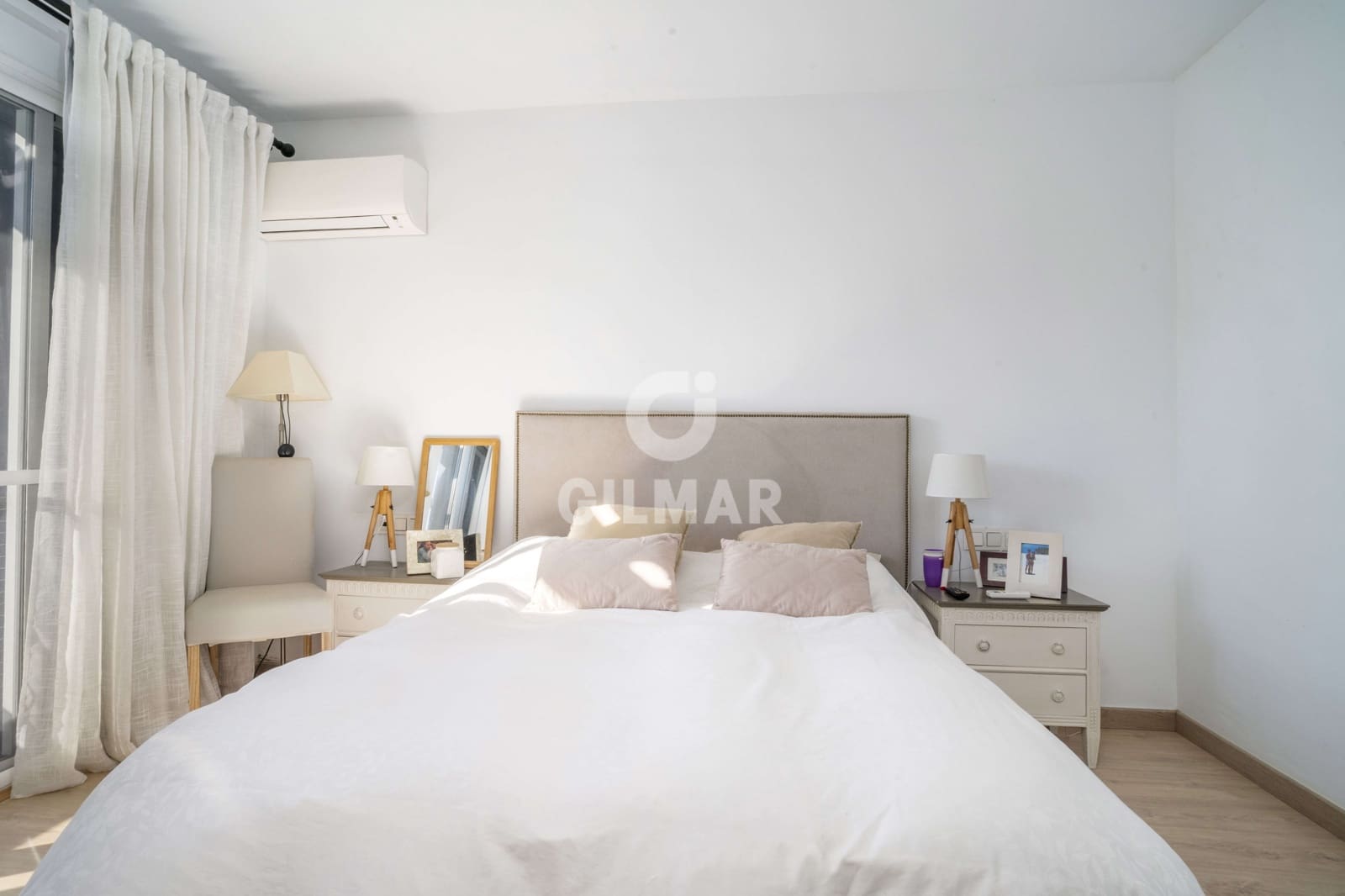 3 soveværelse Semi-Rækkehus til salg i San Pedro de Alcantara med swimmingpool garage - € 1.450.000 (Ref: 9205900)