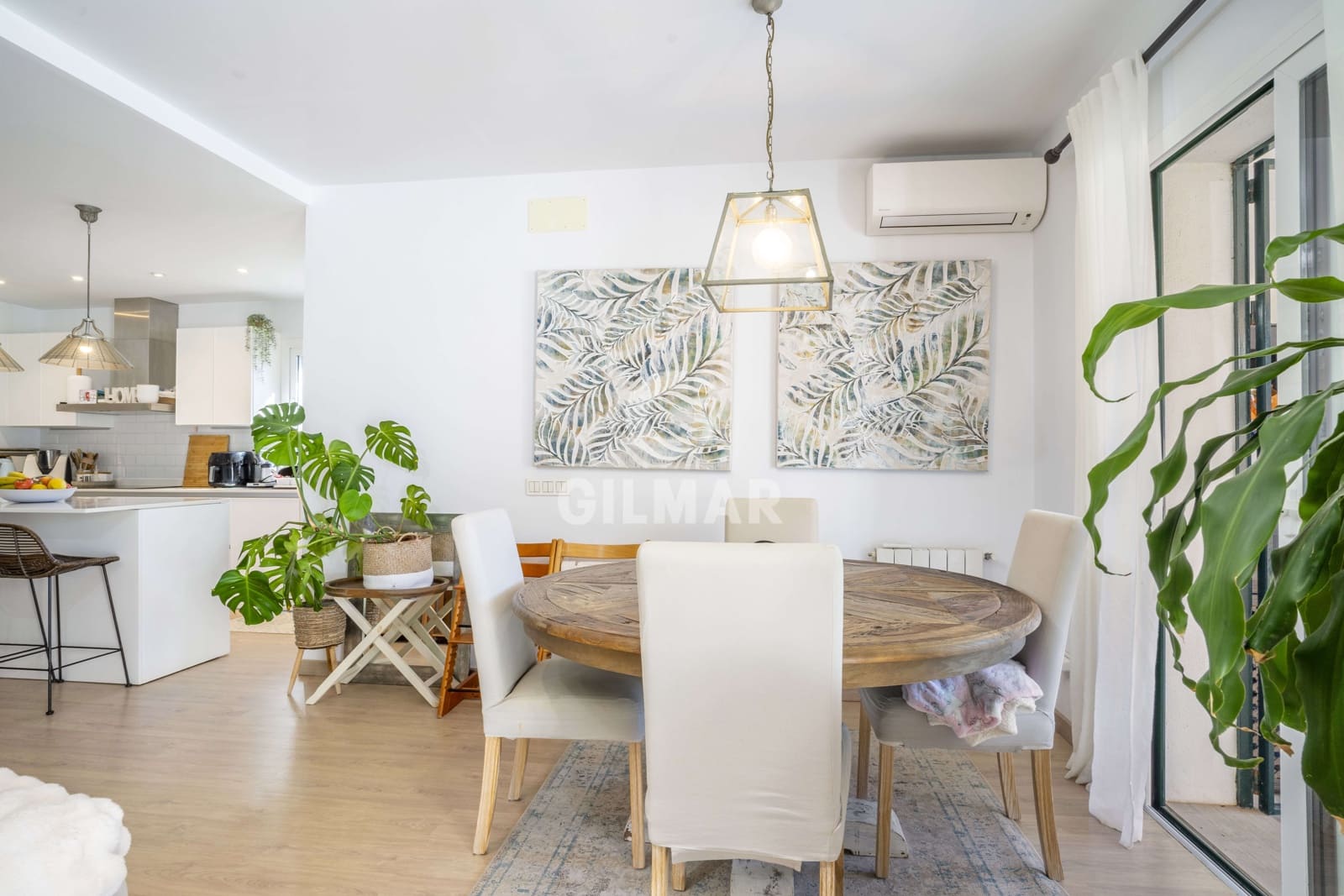 3 soveværelse Semi-Rækkehus til salg i San Pedro de Alcantara med swimmingpool garage - € 1.450.000 (Ref: 9205900)