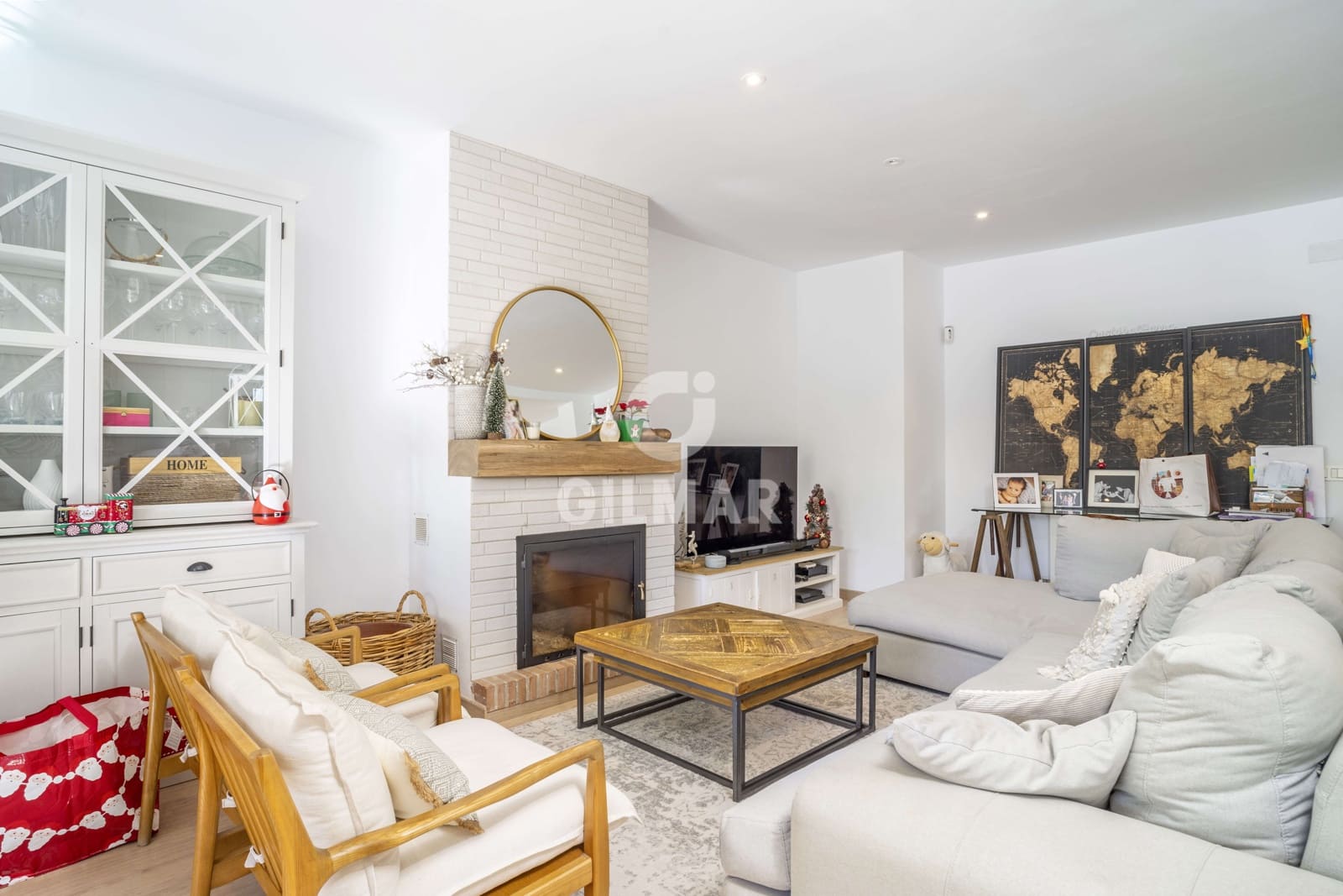 3 soveværelse Semi-Rækkehus til salg i San Pedro de Alcantara med swimmingpool garage - € 1.450.000 (Ref: 9205900)