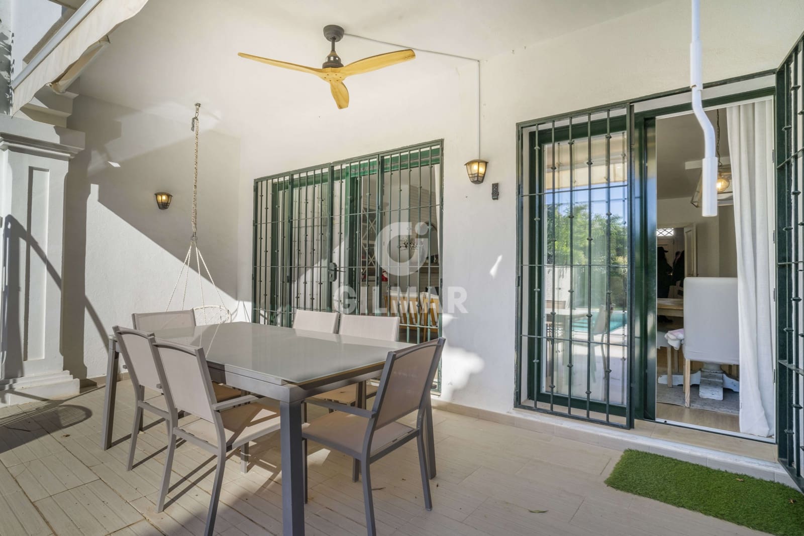 3 soveværelse Semi-Rækkehus til salg i San Pedro de Alcantara med swimmingpool garage - € 1.450.000 (Ref: 9205900)