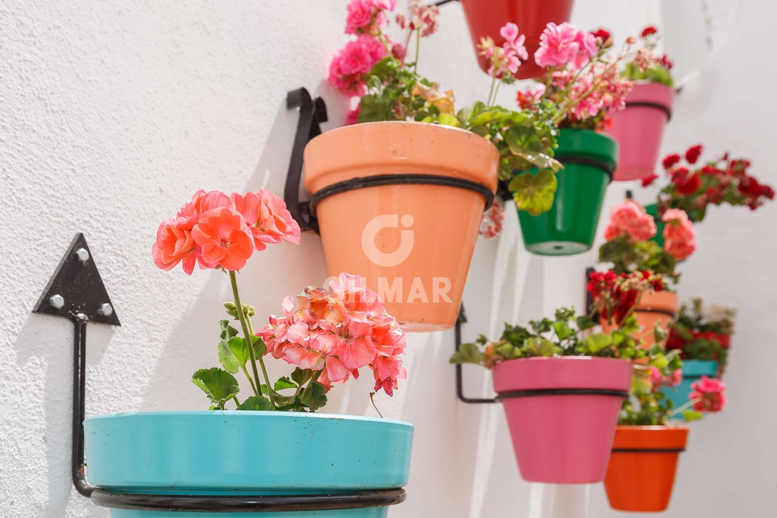 Hotel for sale in Estepona - € 4,300,000 (Ref: 9205906)