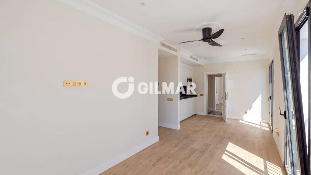 Hotel te koop in Estepona met garage - € 4.150.000 (Ref: 9205906)