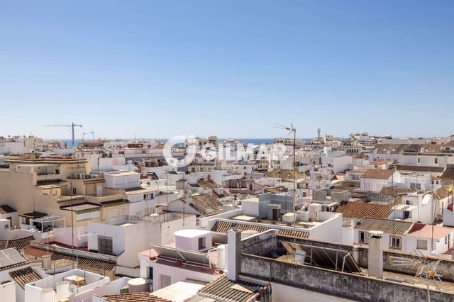 Hotelli myytävänä paikassa Centro, Estepona mukana 
autotalli - 4 150 000 € (Ref: 9205906)